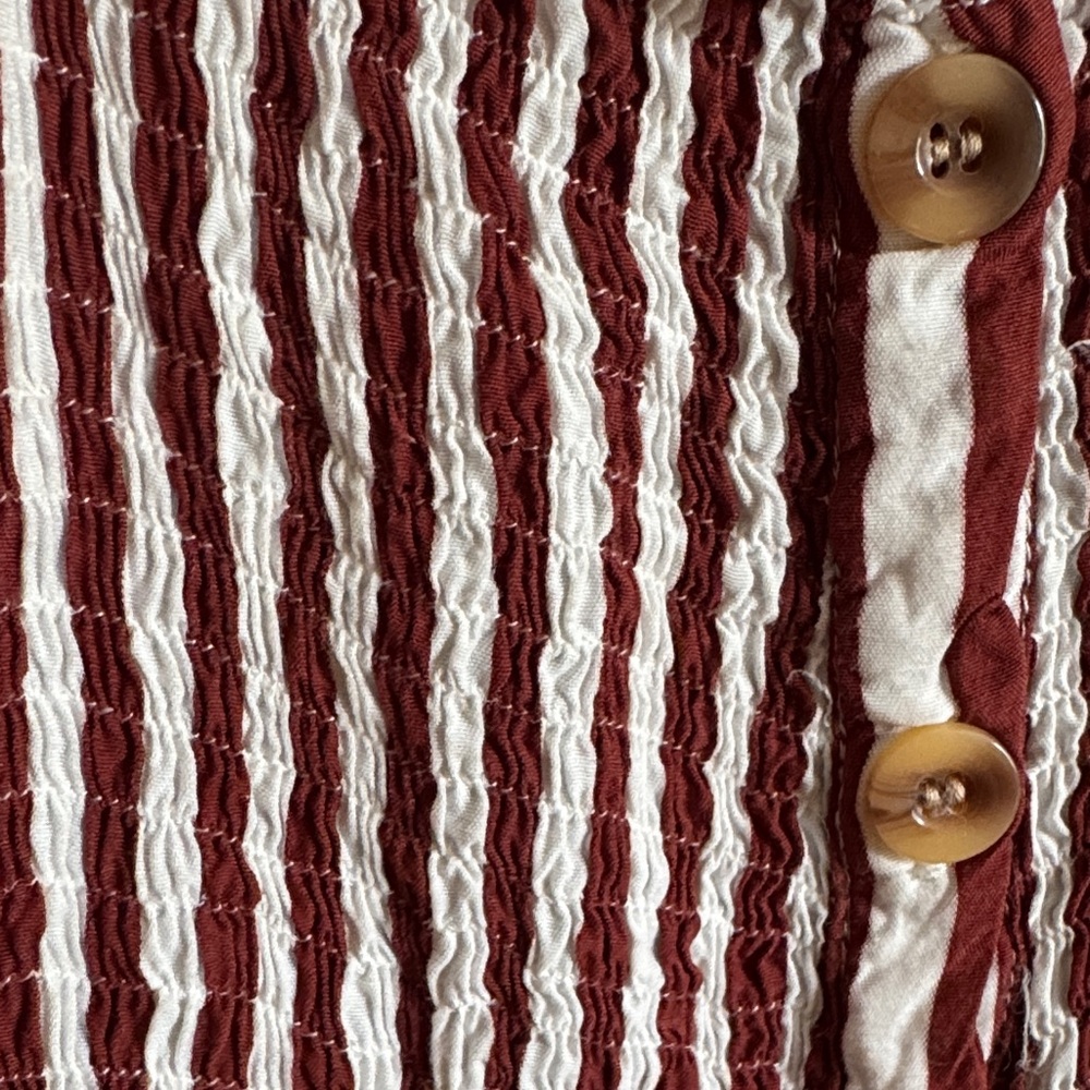 Smocked Button-front Dress - Picture 4 of 8
